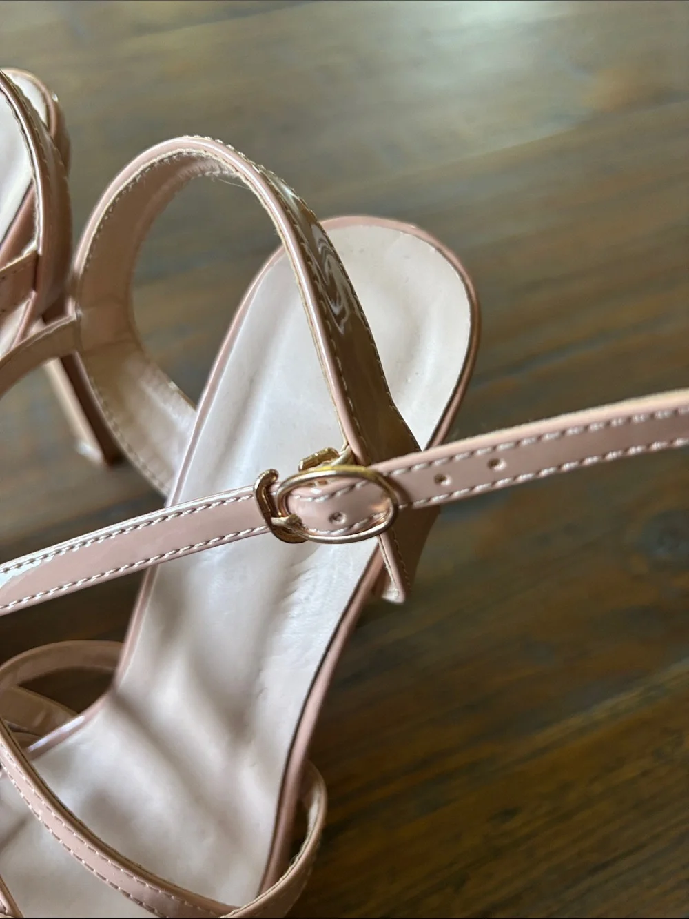 Light tan size 38 (women’s 7.5) 6” heels